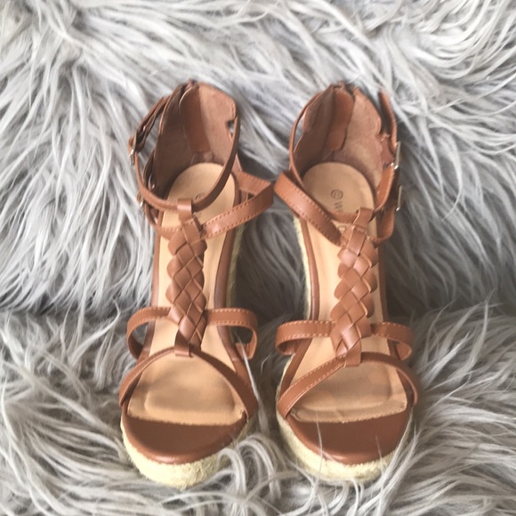 Brown wedges - Picture 2 of 6